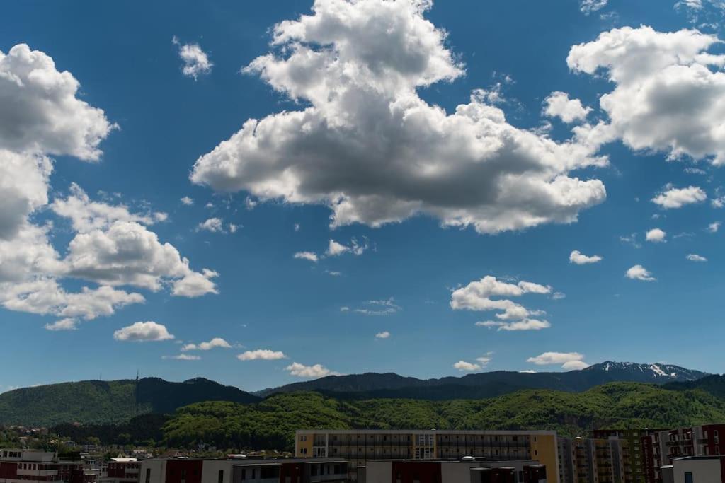 Skylark - Singapore Penthouse With Jacuzzi & Panoramic View Braşov Eksteriør bilde