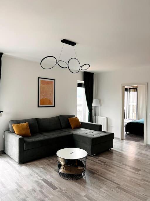 Skylark - Singapore Penthouse With Jacuzzi & Panoramic View Braşov Eksteriør bilde